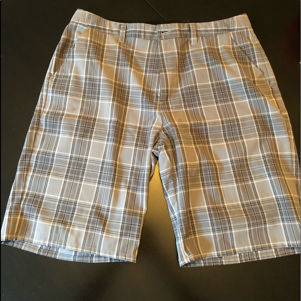 Travis Mathew golf shorts